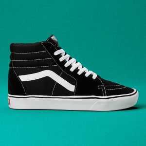 Vans Bayan Spor Ayakkabı ComfyCush Sk8-Hi Siyah/Beyaz Türkiye | 95431-502